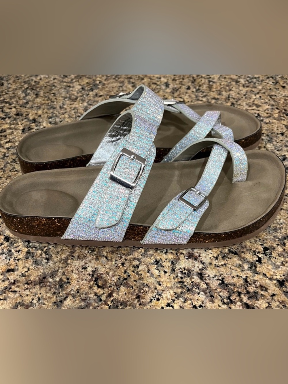 For @kaylea23 | Women’s Size 6 Iridescent Glitter Sandals ✨ - Picture 2 of 4